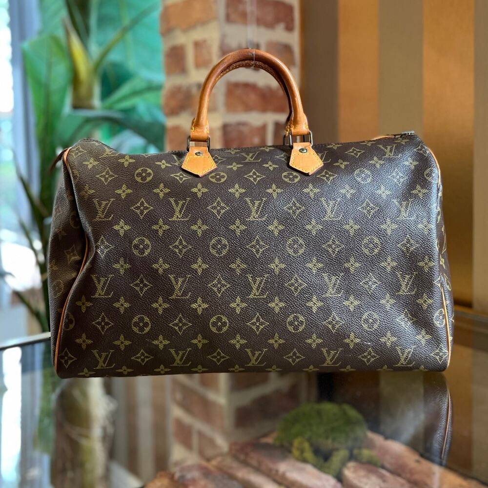 LOUIS VUITTON Speedy 40 Brown Monogram Canvas Vintage Satchel Bag